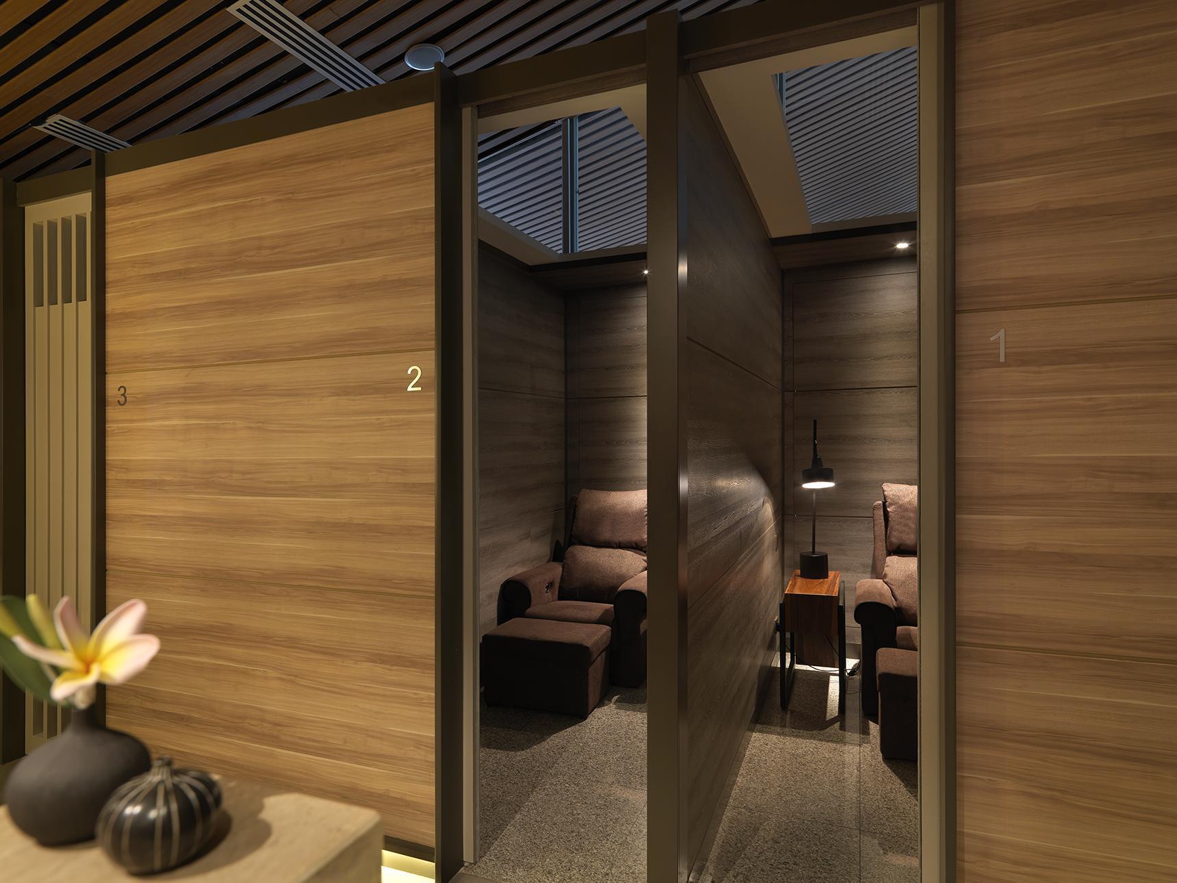 Hotel Plaza Premium Lounge Bayan Lepas Exteriér fotografie