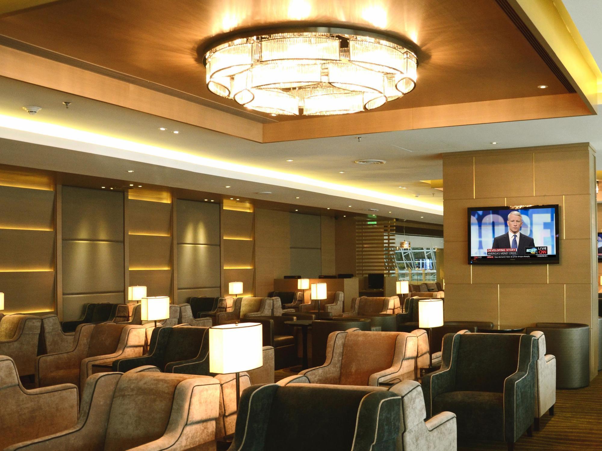 Hotel Plaza Premium Lounge Bayan Lepas Exteriér fotografie