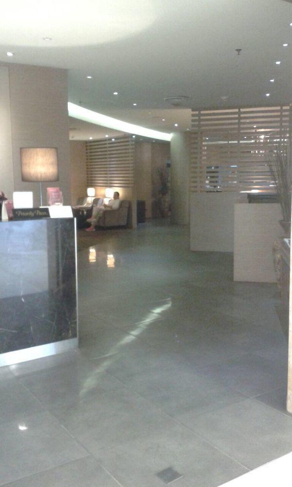 Hotel Plaza Premium Lounge Bayan Lepas Exteriér fotografie